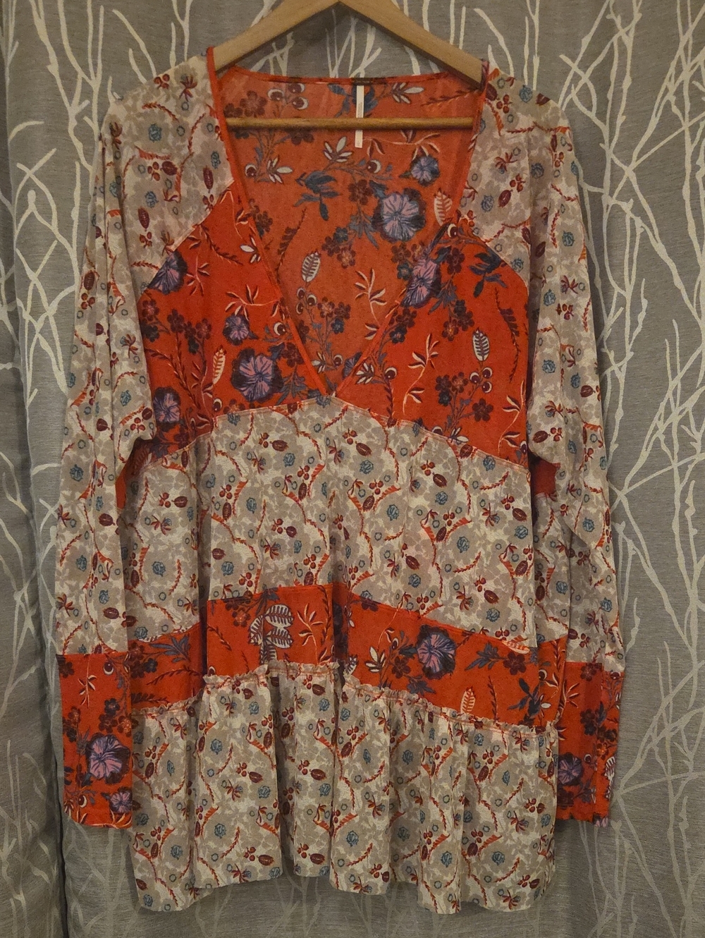 Free People Orange Floral Patchwork Vneck Long-Sleeve Tunic Top. Size L